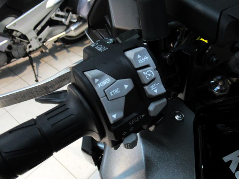 Kawasaki Versys 1100