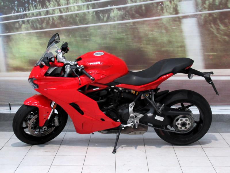  Ducati Supersport 937