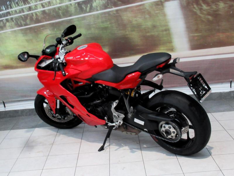  Ducati Supersport 937
