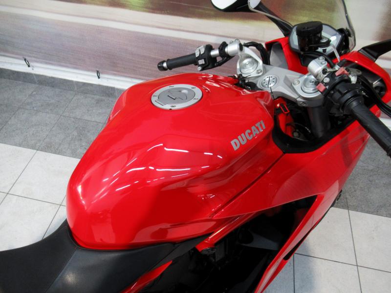  Ducati Supersport 937