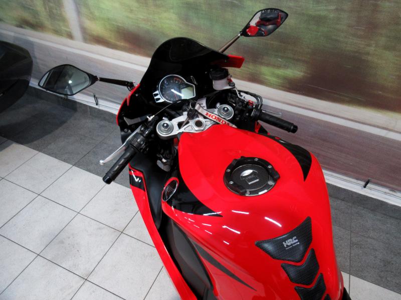 Honda CBR 1000RR SC59 Fireblade
