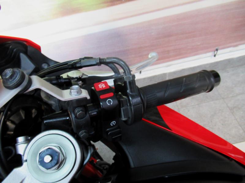 Honda CBR 1000RR SC59 Fireblade