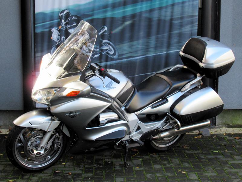 Honda ST 1300 Pan-European PRYWATNA