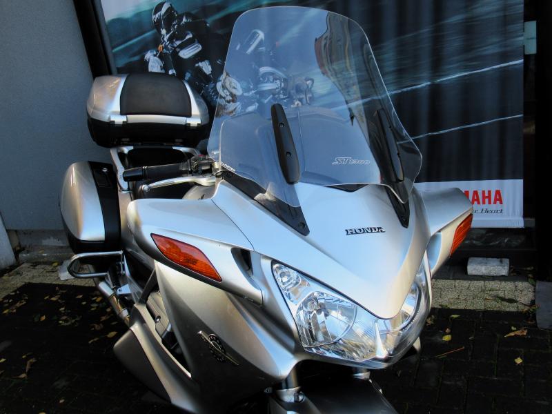 Honda ST 1300 Pan-European PRYWATNA