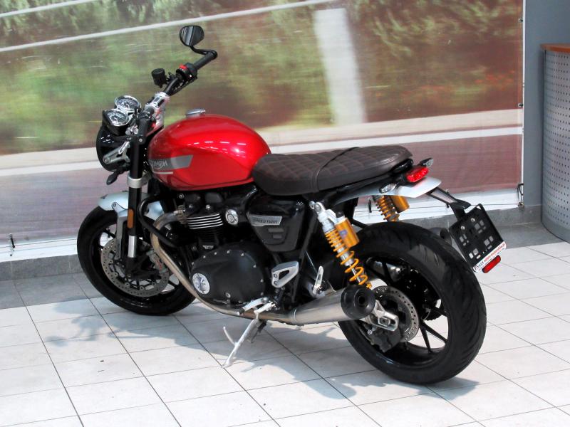 Triumph Speed Twin 1200