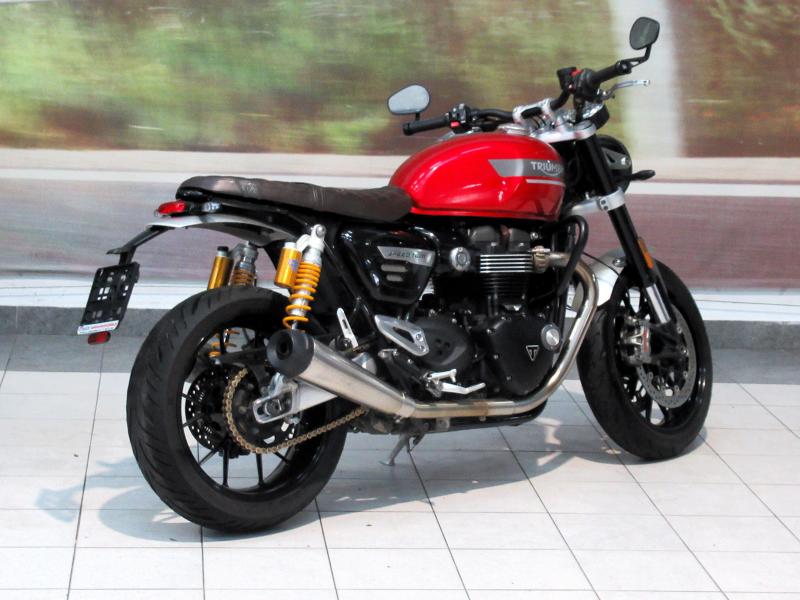 Triumph Speed Twin 1200