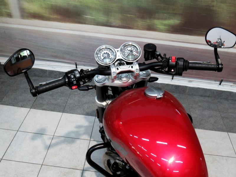 Triumph Speed Twin 1200