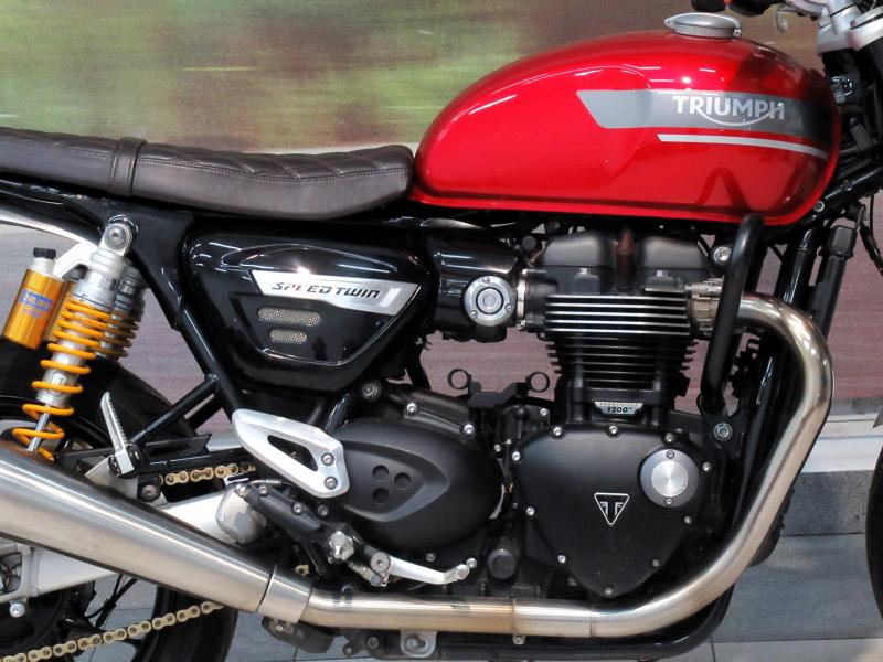 Triumph Speed Twin 1200