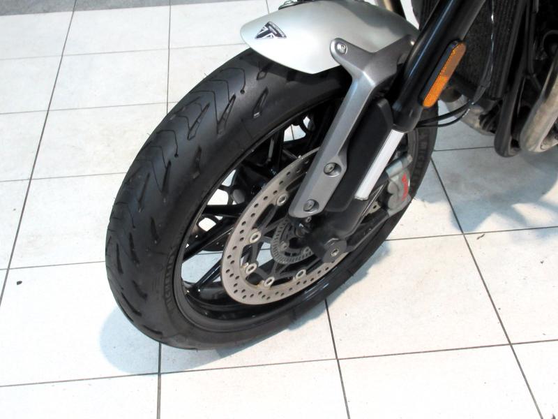 Triumph Speed Twin 1200